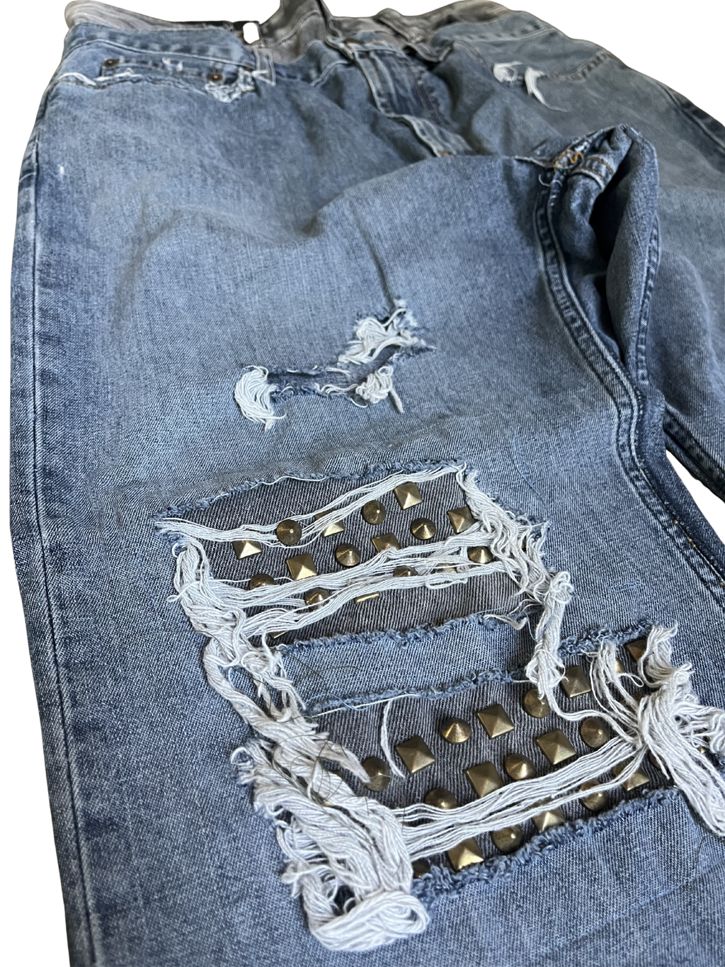 Double Waisted Distressed Jeans/With studs