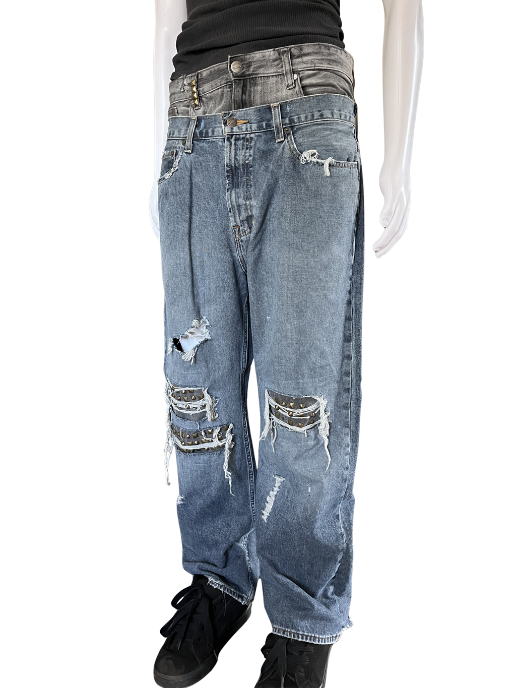 Double Waisted Distressed Jeans/With studs