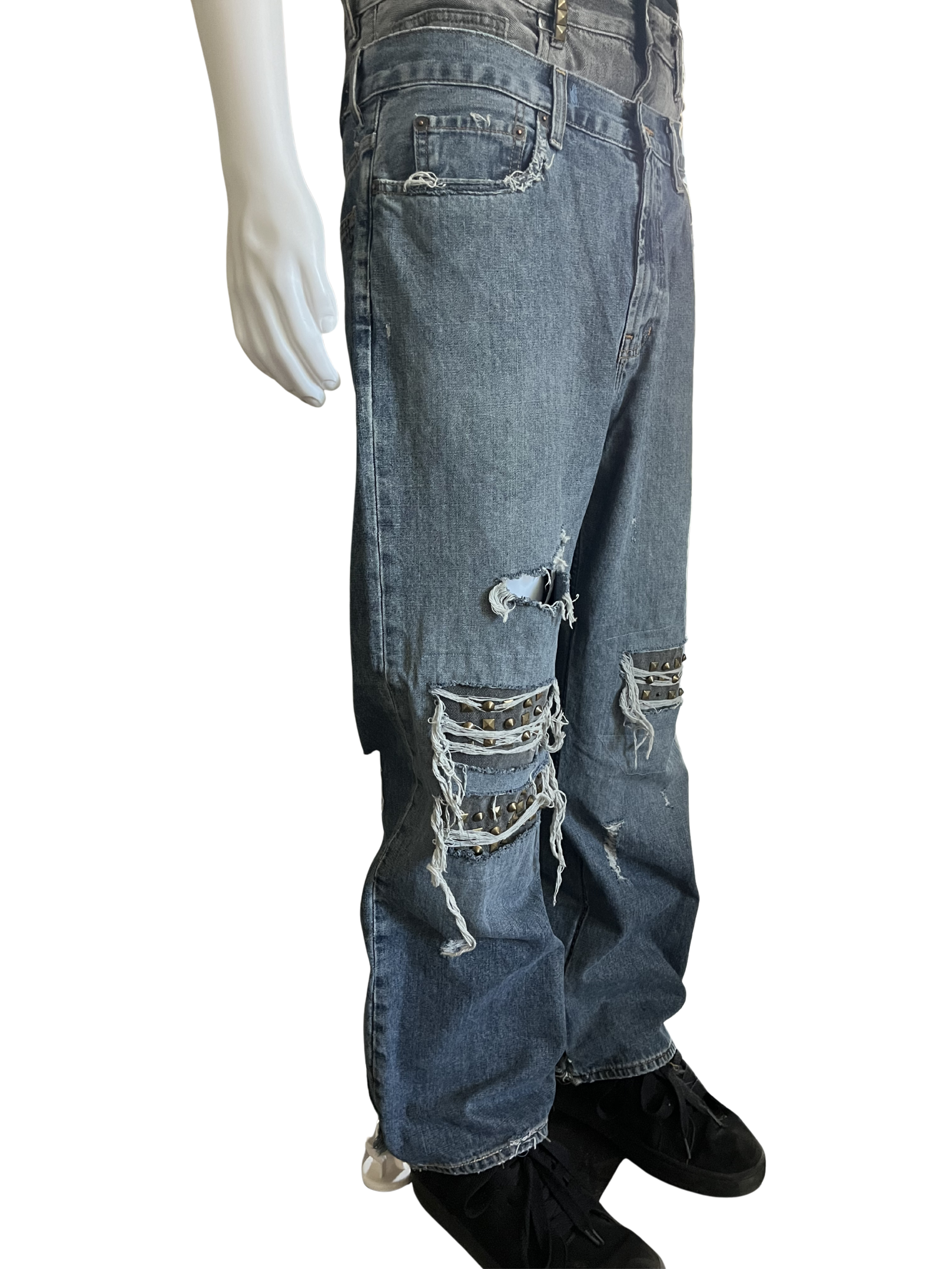 Double Waisted Distressed Jeans/With studs